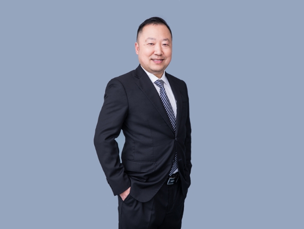 李春来调整画幅背景色s.jpg